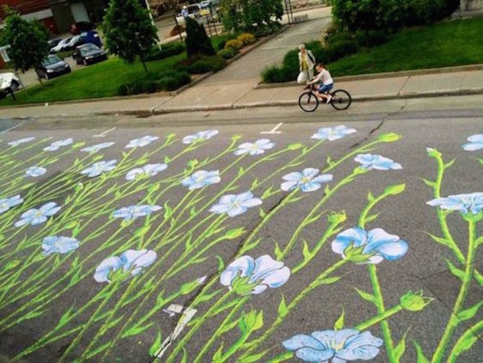 Montreal Street art colour