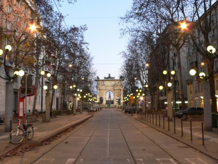 champs elysee, milano