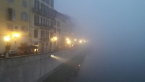 navigli romani con generatori di nebbia