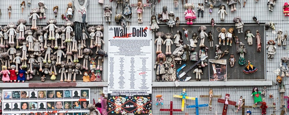 wall of dolls