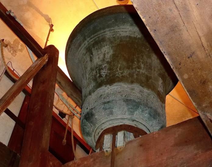 Quanto Costa Una Campana Da Campanile Il CAMPANILE MATRIOSKA: la torre nella torre con la campana da record