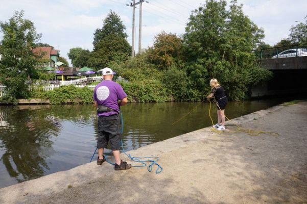 A Milano arriva la PESCA COL MAGNETE: cos'è il Magnet Fishing - Milano  Città Stato