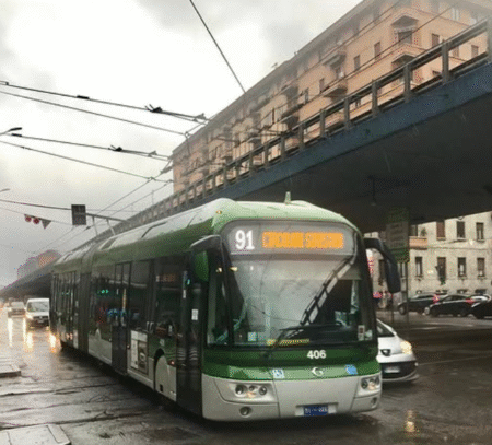 Rissa, catene e fuga: panico sulla 90, la linea dei record